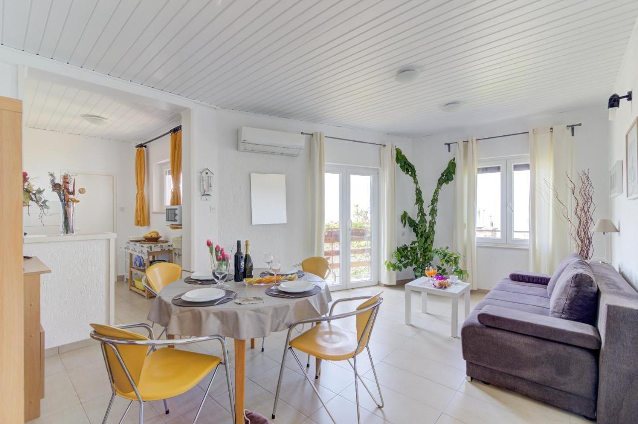 Ferienwohnung Miro Senj  Exterior foto